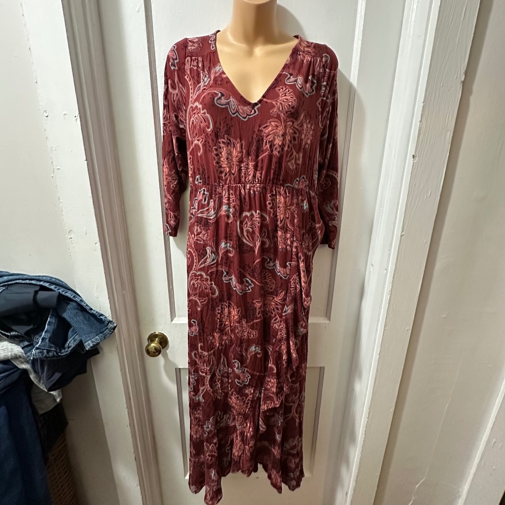 Isabel Maternity by Ingrid and Isabel Red Floral Pattern Long Sleeve Dress in‎ S
